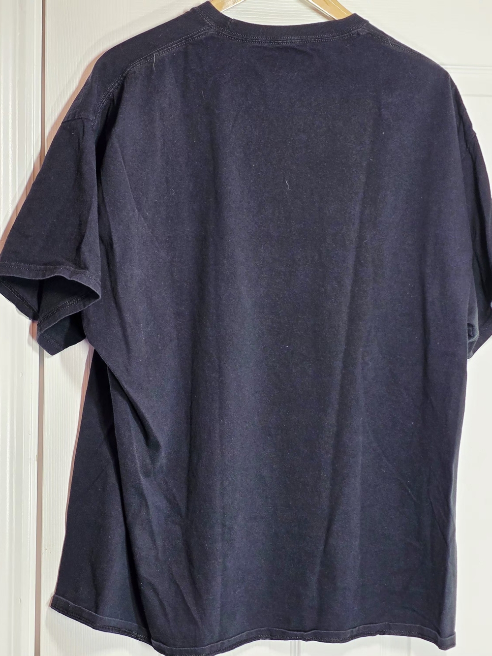 Walt Disney World Rainbow Castle Fireworks Black T Shirt XXL Mickey Mouse - Picture 3 of 4